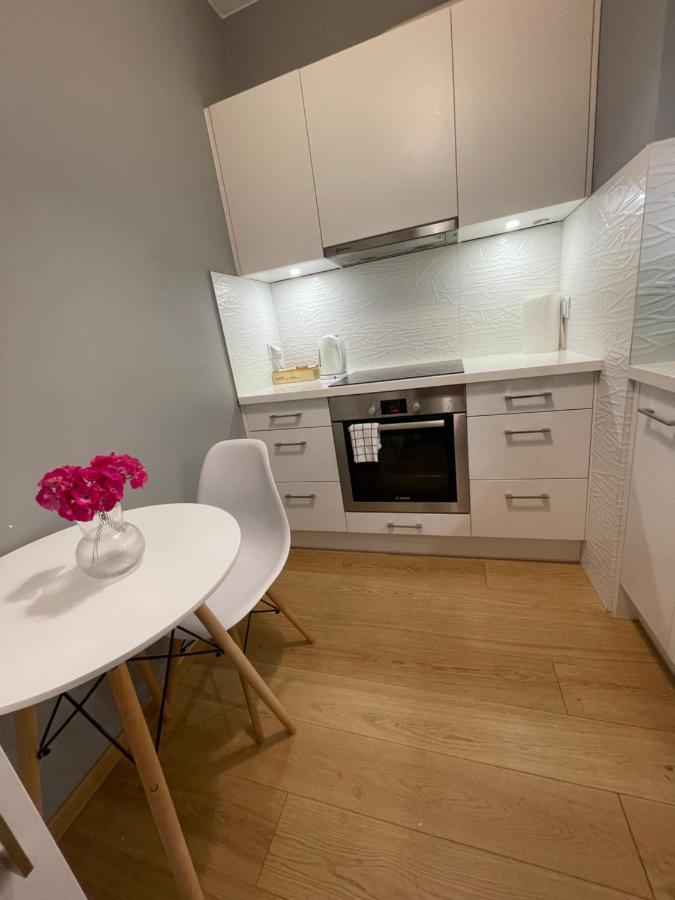 Apartamenty Warszawa Centrum Wlodarzewska 30 Varsóvia Exterior foto
